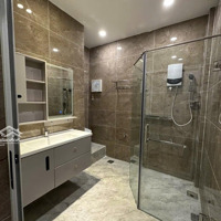 Vị Trí Đắc Địa Mtkd Thuận Kiều P7 Q11Diện Tích(3.7Mx11M) Hậu (3.55M) 38.2M2 - Sàn 164M2. Giá Bán 14,5Tỷ Tl