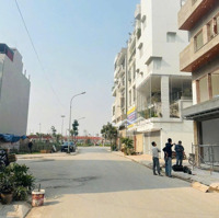 Sát Lô Góc 2 Mặt Tiền Trục Đường Sát Vườn Hoa Công Viên,Hót Nhất Tdc Ngọc Thụy-Lb.đường 14M Vỉa H