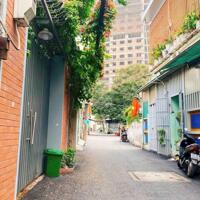 Nhà và đất hẻm xe hơi đường Tây Hòa, kề chợ Tây Hòa, Phước Long A, DT 215m², giá 10.8tỷ TL