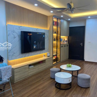 Chính Chủ Bán Căn Hộ 2 Phòng Ngủ- 68M2, Tại Chung Cư Eurowindow, Căn Góc, Gần Vin Cổ Loa, Bán 3.4 Tỷ