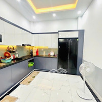 Hiếm !!!!Nhà Đẹp Có Sân Rộng Bắc Rạp Tiệc Tùng- Cổng Chung Cực An Ninh