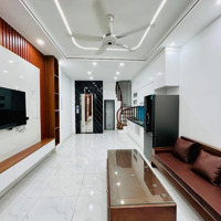 Bán Nhà Láng Hạ, Quận Đống Đa Sát Phố, Ngõ Thông, Kd, Thang Máy, Nội Thất Xịn, Ở Ngay, 41M2*5T