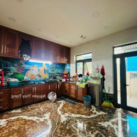 Bán Gấp Villa 300M2 Trục Chính Khu Oasis 2 Liền Kề Aeon, Sân Golf Sông Bé, Thuận An Nhà Đẹp Giá Tốt