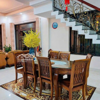Bán Biệt Thự 6 Phòng Ngủ 6 Vệ Sinh 184M2 Tại Phước Hải, Nha Trang, 16,5 Tỷ