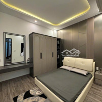 Cho Thuê Nhà Nguyên Căn Ngay Phố Lê Duẩn, 3Pn- 3 Vệ Sinhcó Sân Vườn Riêng