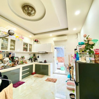 Mặt Tiền Kinh Doanh - 11 Tỷ 9 - Đường 12M - Nhà 3 Tầng - 3 Phòng Ngủ-82M2( 4,1M X 20M )- Phường Phước Bình