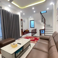 Bán Nhà 6 Tầng, Sài Đồng, Long Biên, 6,4 Tỷ