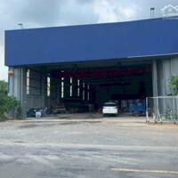 Nhà xưởng tổng dt 2000m2 mặt tiền quốc lộ N2, Thạnh Lợi, Bến Lức giá 28 tỷ
