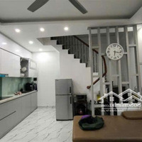 Chủ Nhà Cần Tiền Bán Rẻ Nhà Ngõ 179 Vĩnh Hưng - Lĩnh Nam, Giá Bán 3,75 Tỷ, 30M2, 4 Phòng Ngủ Gần Đh Mở