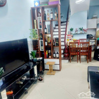 Bán Gấp Nhà Lô Góc Kim Mã - Kinh Doanh Sầm Uất - Giá Chỉ 10,4 Tỷ!