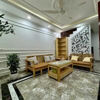 CỰC HIẾM-BÁN GẤP NHÀ BÁT KHỐI - Ô TÔ ĐỖ CỬA - NGÕ Ô TÔ THÔNG TỨ PHÍA – 35M2 GIÁ 4,8 Tỷ