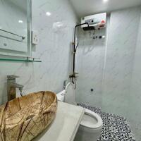 CỰC HIẾM-BÁN GẤP NHÀ BÁT KHỐI - Ô TÔ ĐỖ CỬA - NGÕ Ô TÔ THÔNG TỨ PHÍA – 35M2 GIÁ 4,8 Tỷ