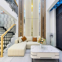 Thốngn Hất 3 Tầng Lầu 4Phòng Ngủ Nhà Đẹp Full Nộit Thất Liên Hệ: 0906389979