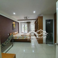 Cần Bán Nhà Mặt Tiển Kdc Đại Phúc.diện Tích100M, Thiết Kế Thoáng Đẹp, Sổ Hồng Giá Bán 10,8 Tỷ Liên Hệ: 0901023479