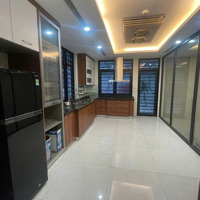 Căn Hộ Liền Kề Mặt Phố Xuân La - Lô Góc 5,5 Tầng Thanh Máy ,Mặt Phố Kinh Doanh Sầm Uất !