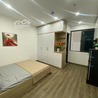 Gấp ,Cần Cho Thuê Căn Hộ Studio ,Full Nội Thất Ở Cầu Giấy - Hà Nội, Nhà Mới, Vào Ở Ngay