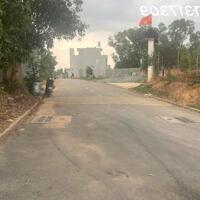 Chính chủ cần tiền bán gấp đất và nhà 2 căn cấp 4 Phường Tân Bình, Dĩ An, Bình Dương
