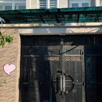 Bán Gấp Nhà 2 Tầng-Xát Vách Vinhomes Quận 9- Giá Bán 4.3 Tỷ Bao Phí