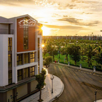 Bán Gấp Căn Biệt Thự Tại The Crown - Vinhomes Ocean Park 3, Giá Bán 10,9 Tỷ, 80M2, Rẻ Hơn 3 Tỷ