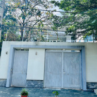 Nhà Đường C1 Gần Hoàng Hoa Thám 9X35M, Trệt 2 Lầu, Có Sân Vườn Cho Thuê