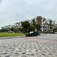 Bán Gấp Shophouse Tại The Manor Central Park, 90 Tỷ, 190M2, 5 Tầng