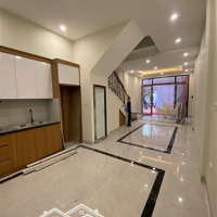 Bán Nhà Bắc Hồng 3 Tầng Ô Tô Ngủ Trong Nhà Thiết Kế Hiện Đại Đầy Đủ Tiện Nghi Cách Chợ Chỉ 20M