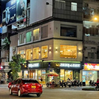 Hàng Hot, Bán Nhà Mặt Phố Lê Văn Sỹ, 40 Tỷ, 6X20M, 4 Tầng