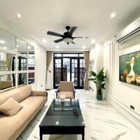 Bán nhà Đẹp Sân vườn - Tô Ngọc Vân - 76m2 x 3 Tầng - Ngõ thông sát phố - 4 ngủ ở luôn