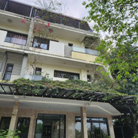 Cho Thuê Nr View Đẹp Tại Vinhomes Thăng Long, 40 Triệu, 220M2, 6 Phòng Ngủ 7 Vệ Sinh 4 Tầng