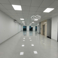 Ngô Gia Tự - Cho Thuê Mb Văn Phòng, Dạy Học - 190M2 - 15 Triệu - Thang Máy - Nhà Mới 100%