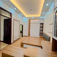 Bán nhà phố Lạc Trung - Hai Bà Trưng, 37m2 ở ngay giá chỉ 6,79 tỷ