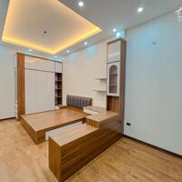 Bán nhà phố Lạc Trung - Hai Bà Trưng, 37m2 ở ngay giá chỉ 6,79 tỷ