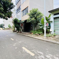 Giá Đầu Tư!Bán Nhà Tại Giang Biên Diện Tích: 40M2 . Ô Tô Đỗ Cửa . Đầu Tư Sinh Lời . Giá Bán9 Tỷ