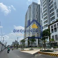 [Bán Gấp] Nhà Đẹp Đối Diện Vạn Phúc - 62,3M - Giá Chỉ 4,2 Tỷ Tl!