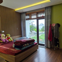 Bán Nhà 3 Tầng Đường Thanh Lương Full Nội Thất - Hoà Xuân