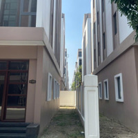 Bán Biệt Thự View Đẹp Tại The Crown - Vinhomes Ocean Park 3, 125 Triệu / M2, 60 M2
