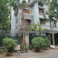 Chính Chủ Cho Thuê Biệt Thự Kđt Linh Đàmdiện Tích250M2 4 Tầngmặt Tiền12M, Điều Hoà, Giá 40 Triệu/Th, Ôtô Vào Sân