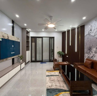 Chính Chủ Bán Nhà Phân Lô 5 Tầng Ngõ 12 Đào Tấn Chỉ 11,8 Tỷ Ba Đình, Kd, Ô Tô Đỗ Cổng