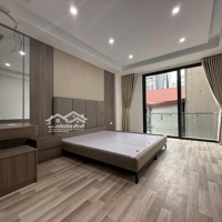 Diện Tích 46M X 6 Tầng. Cách Phố 10M. Giá Bán 11.5 Tỷ. Vị Trí Ngõ Hoàng Mai Thông Gốc Đề