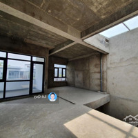 Bán Biệt Thự Nhà Thô Phố Đông Village,Diện Tích9.5X20M, Trệt + 2 Tầng, Sổ Hồng