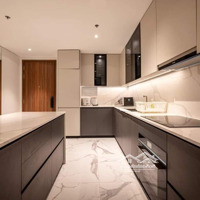 Cần Bán Chung Cư Oriental Plaza, Tân Phú,Diện Tích105M2, 3 Phòng Ngủ- 2 Vệ Sinh Giá Bán 3,9 Tỷ. Liên Hệ: 0943245711 Hoàng