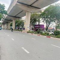 Bán Nhà Mặt Phố Cầu Giấy, 45M2, Nhà Mới, Full Nội Thất, Kd Đỉnh. Vỉa Hè Trước Sau, Hơn 30 Tỷ