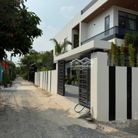 Bán Nhà Góc Biệt Thự Vườn Mới Đẳng Cấp 1 Trệt + 1 Lầu -Diện Tích142M2 - Đường Nhựa 6M - 4Ty9