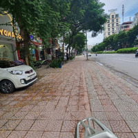 Chính Chủ Nhờ Bán Nhà Mặt Phố Nguyễn Văn Cừ-Vỉa Hè 5M-Kinh Doanh Đỉnh. Diện Tích: 136M2,Mt:5,5, 3 Tầng.giá T