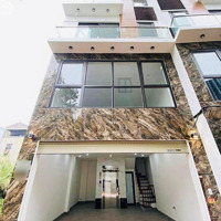 Mặt Ngõ Phố Hoàng Quốc Việt 51/55M 6 Tầng Thang Máy Mặt Tiền Khủng 5,5M, Ngõ Ô Tô Tránh