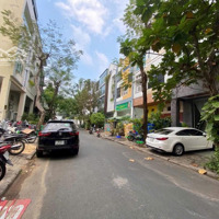 Cần Bán Nhà Phố Hưng Gia, Phú Mỹ Hưng. 6X18.5M, Giá Chỉ 29.2Tỷ Liên Hệ: 0938602838 Nhân