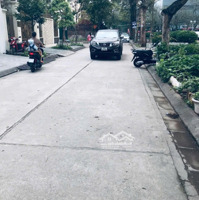 Chính Chủ Bán Biệt Thự Víp Kđt Pháp Vân, Đường Trần Thủ Độ Hoàng Mai,Diện Tích275M 4T Giá 68 Tỉ.