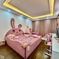 Quá Hiếm Nhà Nguyễn Đình Chiểu Hai Bà Trưng 45M2 6 Tầng Thang Máy Sát Phố Gần Oto Công Viên 12.5T