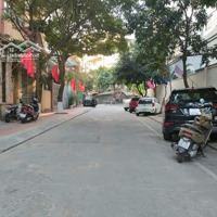 Bán Nhà Lô Góc, Ngõ Ô Tô, Phố Trần Thái Tông, Cầu Giấy, Hà Nội,Diện Tích120M2, 3 Tầng, 17 Tỷ