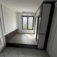 GẤP! CHDV tại Minh Khai, Hai Bà Trưng, Hà Nội đang có mặt trên thị trường với giá 14 tỷ VND, dòng tiền 960Trđ/năm. Diện tích 55m², sở hữu 15 phòng ngủ.